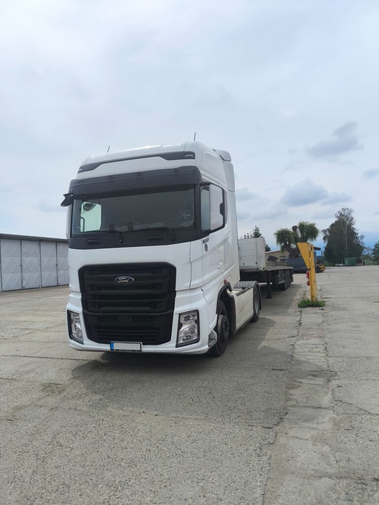 FORD TRUCKS